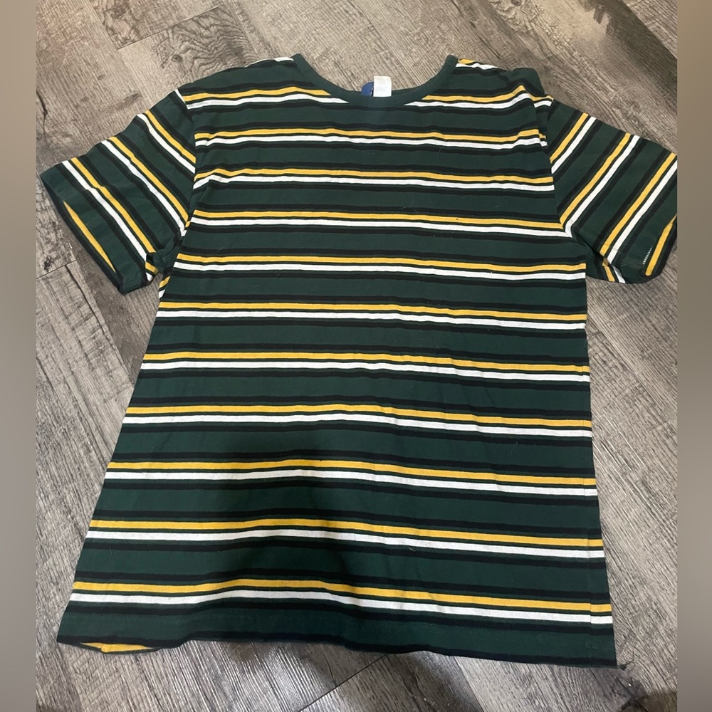 Men’s medium green striped shirt